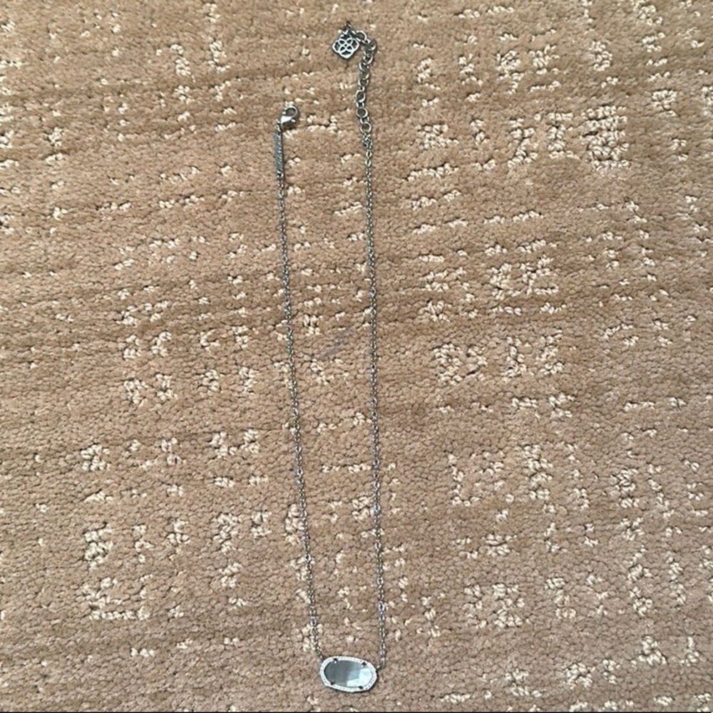 KENDRA SCOTT PENDANT NECKLACE